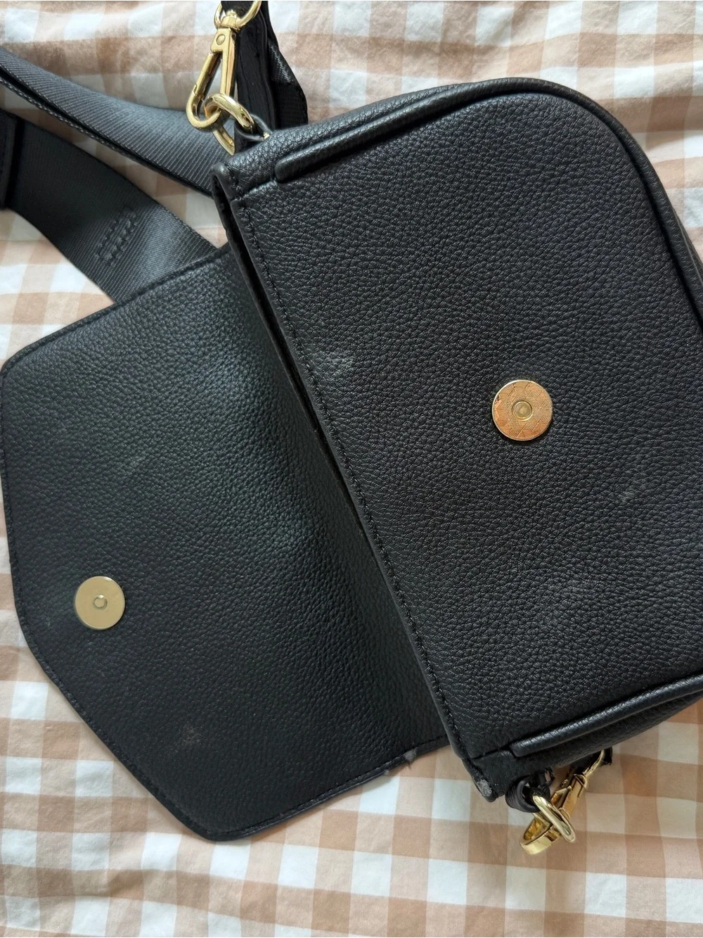 N/A stylish black